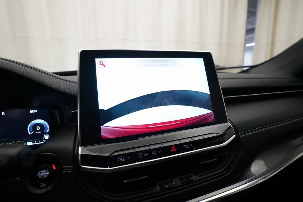 Used 2024 Jeep Compass Limited w/ High Altitude Package image 19