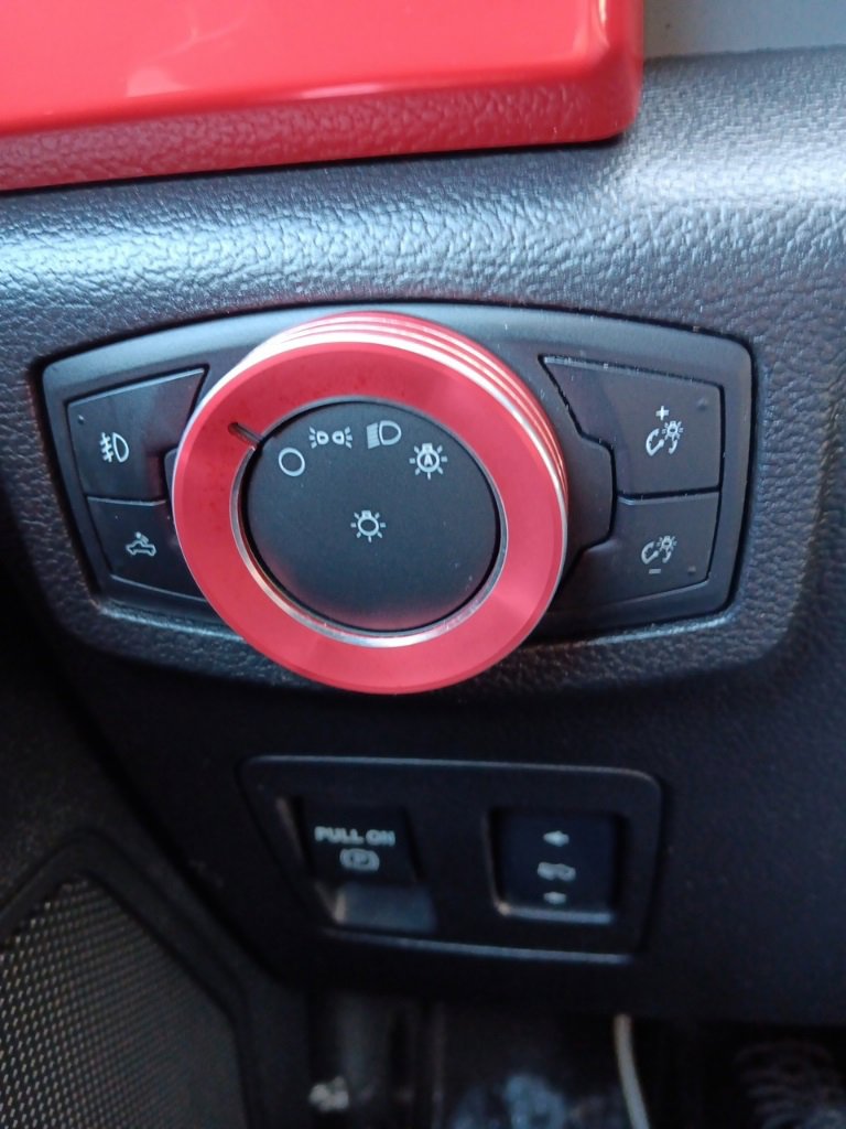 Used 2018 Ford F150 XLT w/ Equipment Group 302A Luxury image 19