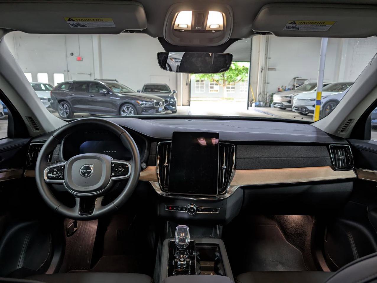Used 2025 Volvo XC90 B6 Plus AWD/4WD image 6
