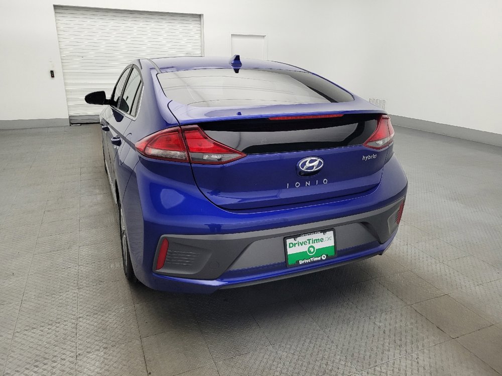 Used 2021 Hyundai Ioniq SE FWD image 6