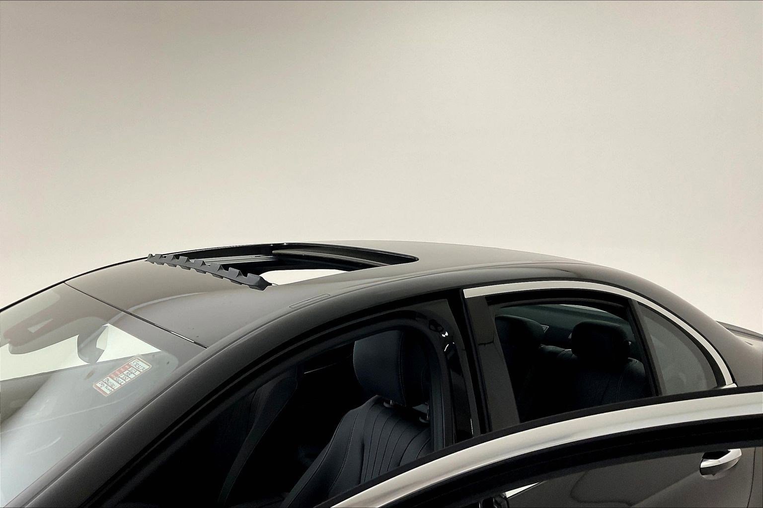 Certified 2023 Mercedes-Benz E 350 4MATIC Sedan image 40