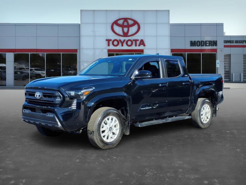 Certified 2024 Toyota Tacoma SR5 image 1