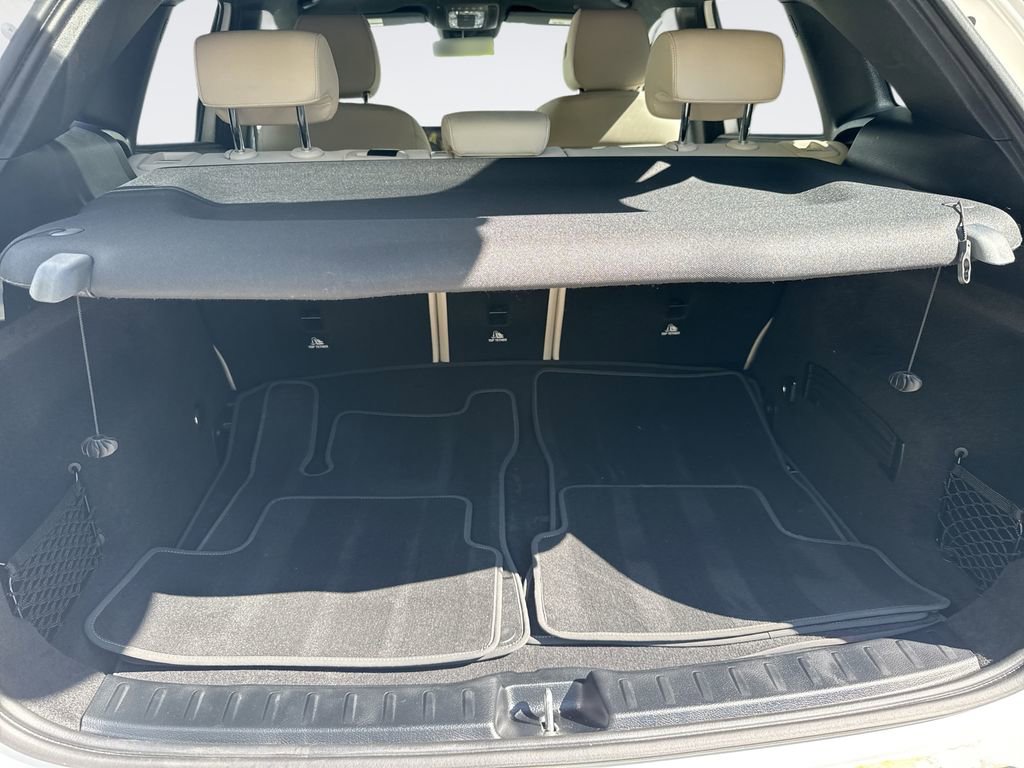 Used 2025 Mercedes-Benz GLA 250 4MATIC image 21