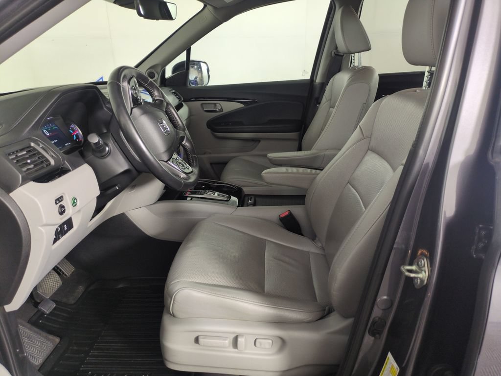 Used 2019 Honda Pilot Elite image 9