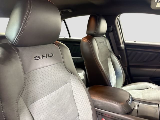 Used 2013 Ford Taurus SHO AWD/4WD image 28