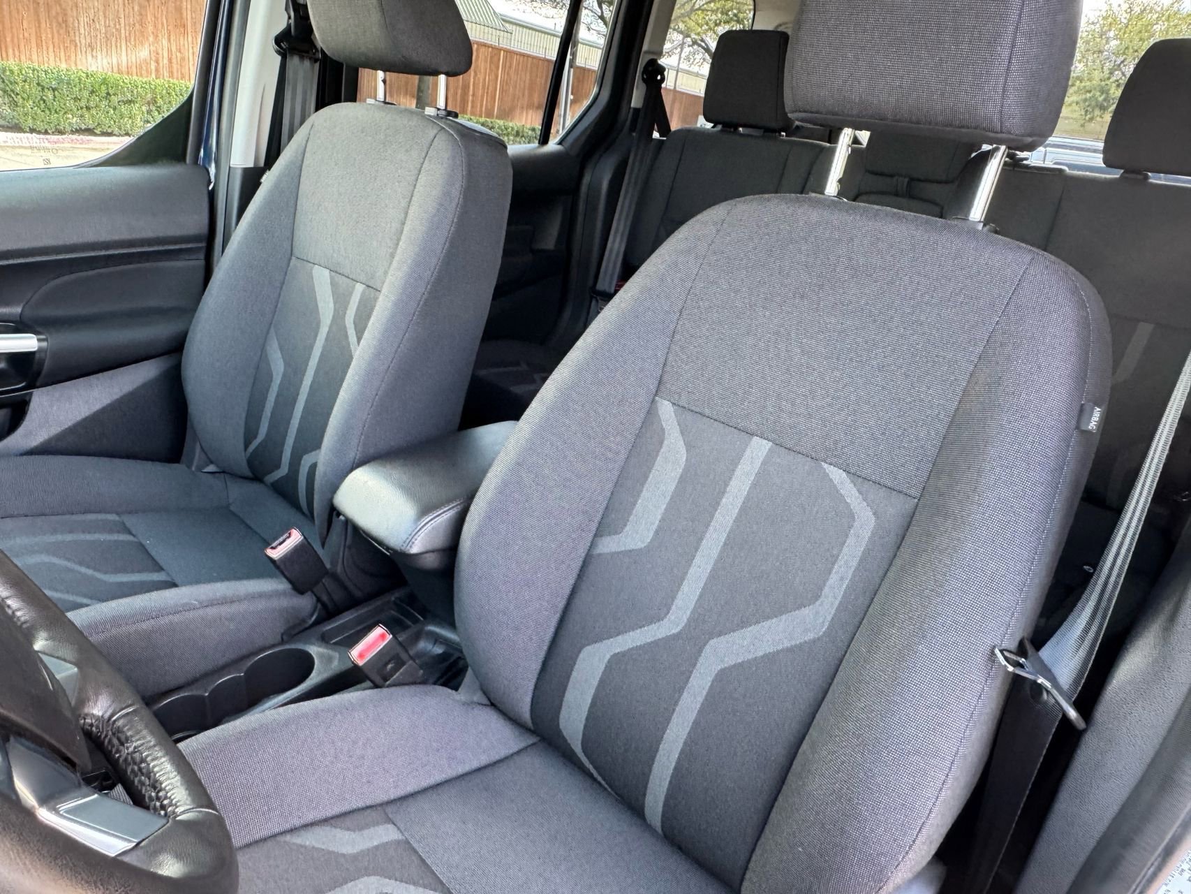 Used 2016 Ford Transit Connect XLT image 23