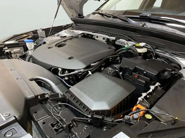 Used 2025 Volvo XC40 B5 Plus AWD/4WD image 85