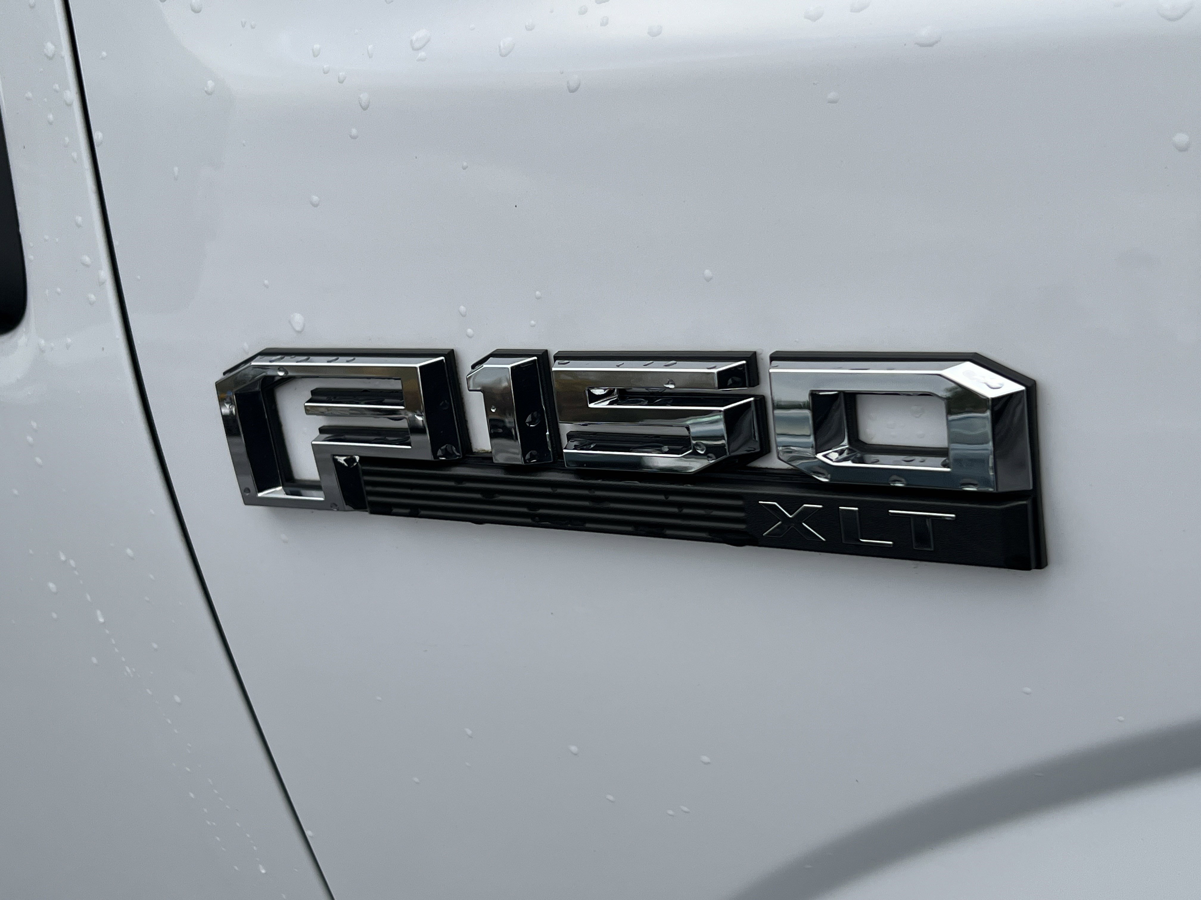 Used 2018 Ford F150 XLT w/ Max Trailer Tow Package image 9