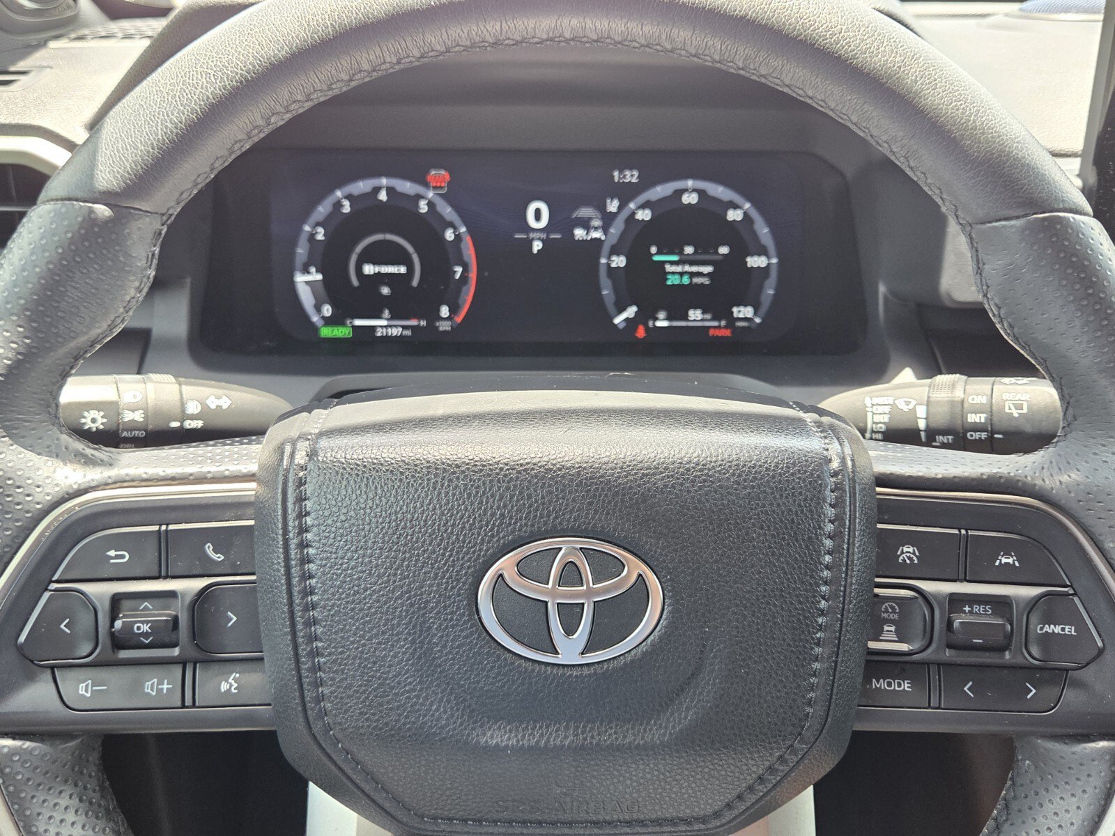 Certified 2025 Toyota 4Runner TRD Off-Road Premium AWD/4WD image 20