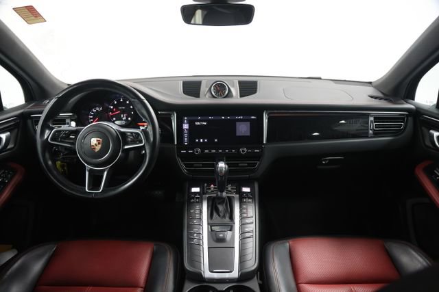 Used 2020 Porsche Macan AWD/4WD image 39