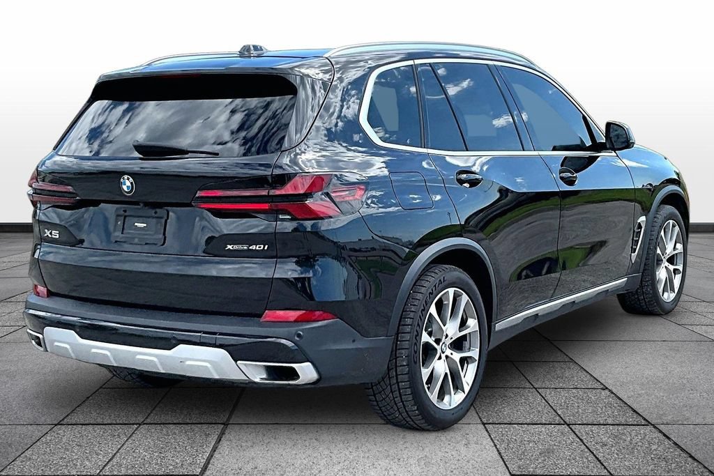 Used 2024 BMW X5 xDrive40i w/ Premium Package AWD/4WD image 11