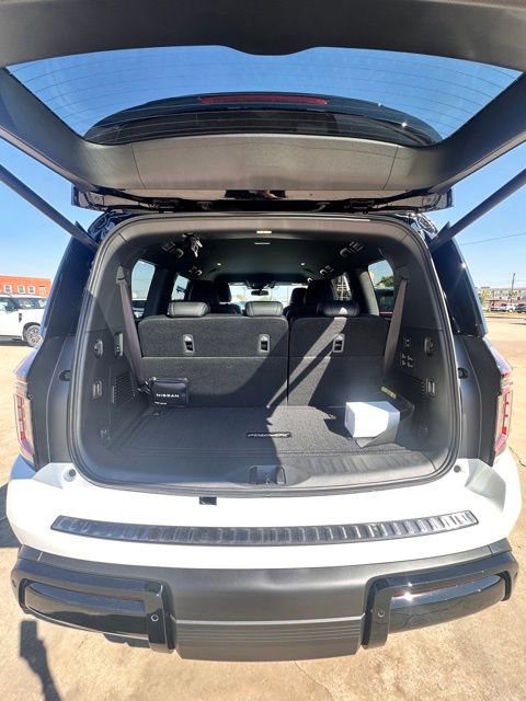 New 2026 Nissan Armada PRO-4X w/ Captain's Chari Seat Package image 11