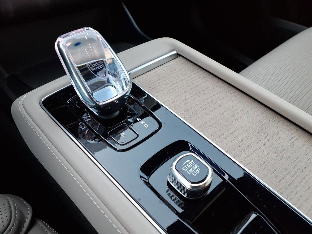 New 2026 Volvo XC90 B6 Ultra w/ Protection Package image 22