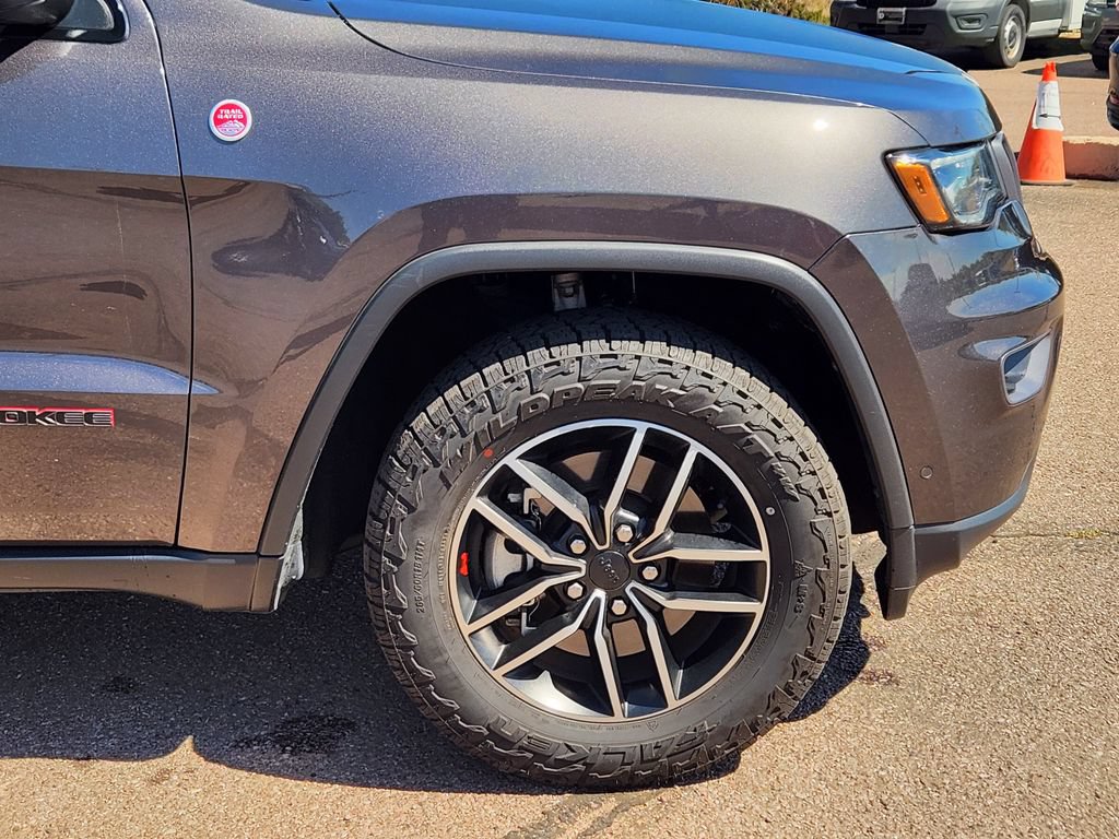 Used 2021 Jeep Grand Cherokee Trailhawk w/ Trailhawk Luxury Group AWD/4WD image 29
