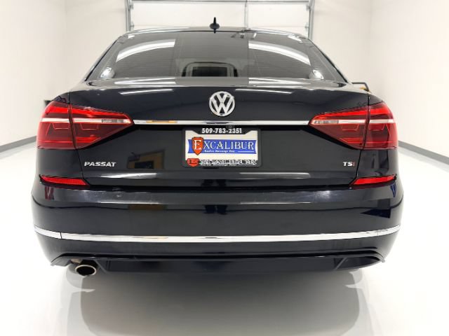 Used 2017 Volkswagen Passat 1.8T R-Line FWD image 7