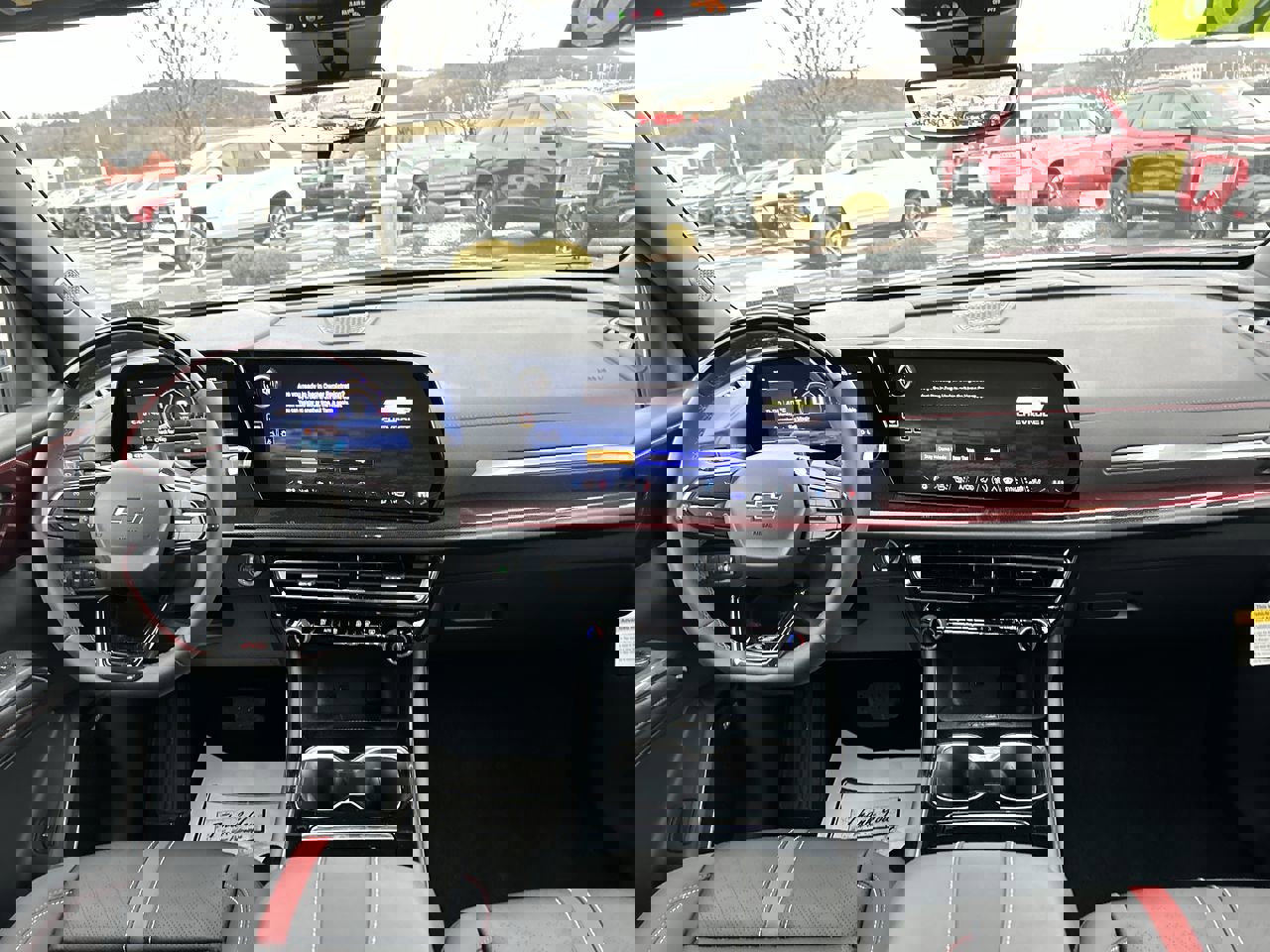 New 2026 Chevrolet Traverse RS w/ LPO, Floor Liner Package image 17