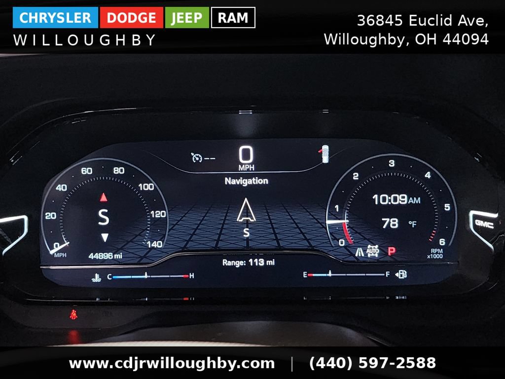 Used 2023 GMC Yukon Denali AWD/4WD image 18