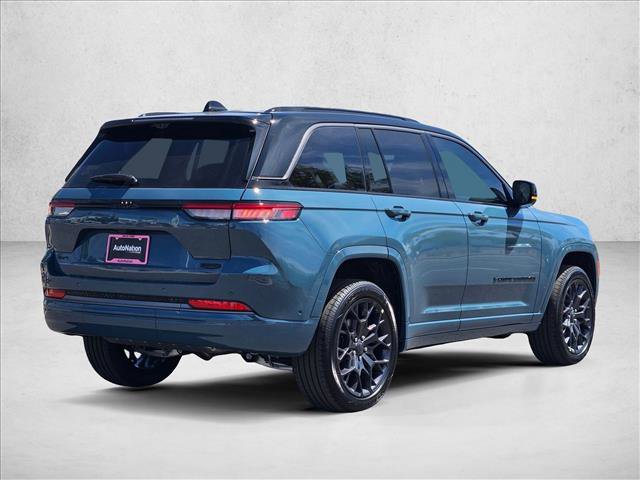 New 2026 Jeep Grand Cherokee Summit w/ Obsidian Package AWD/4WD image 2