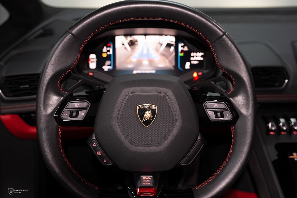 Used 2023 Lamborghini Huracan EVO image 32