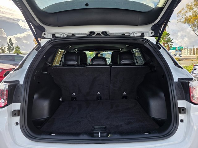 Used 2024 Jeep Compass Latitude image 12