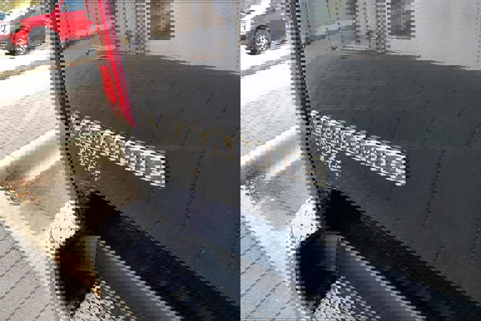 Used 2019 RAM 1500 Laramie image 10