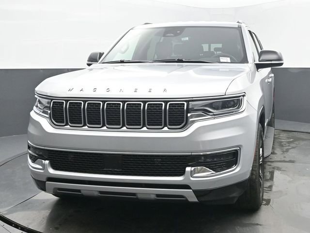 Used 2024 Jeep Wagoneer L Series II w/ Flexible Seating Group image 1