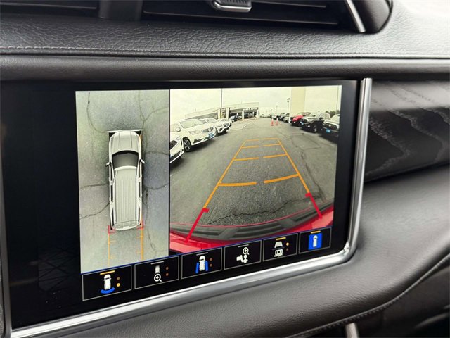 Used 2023 GMC Yukon Denali image 15