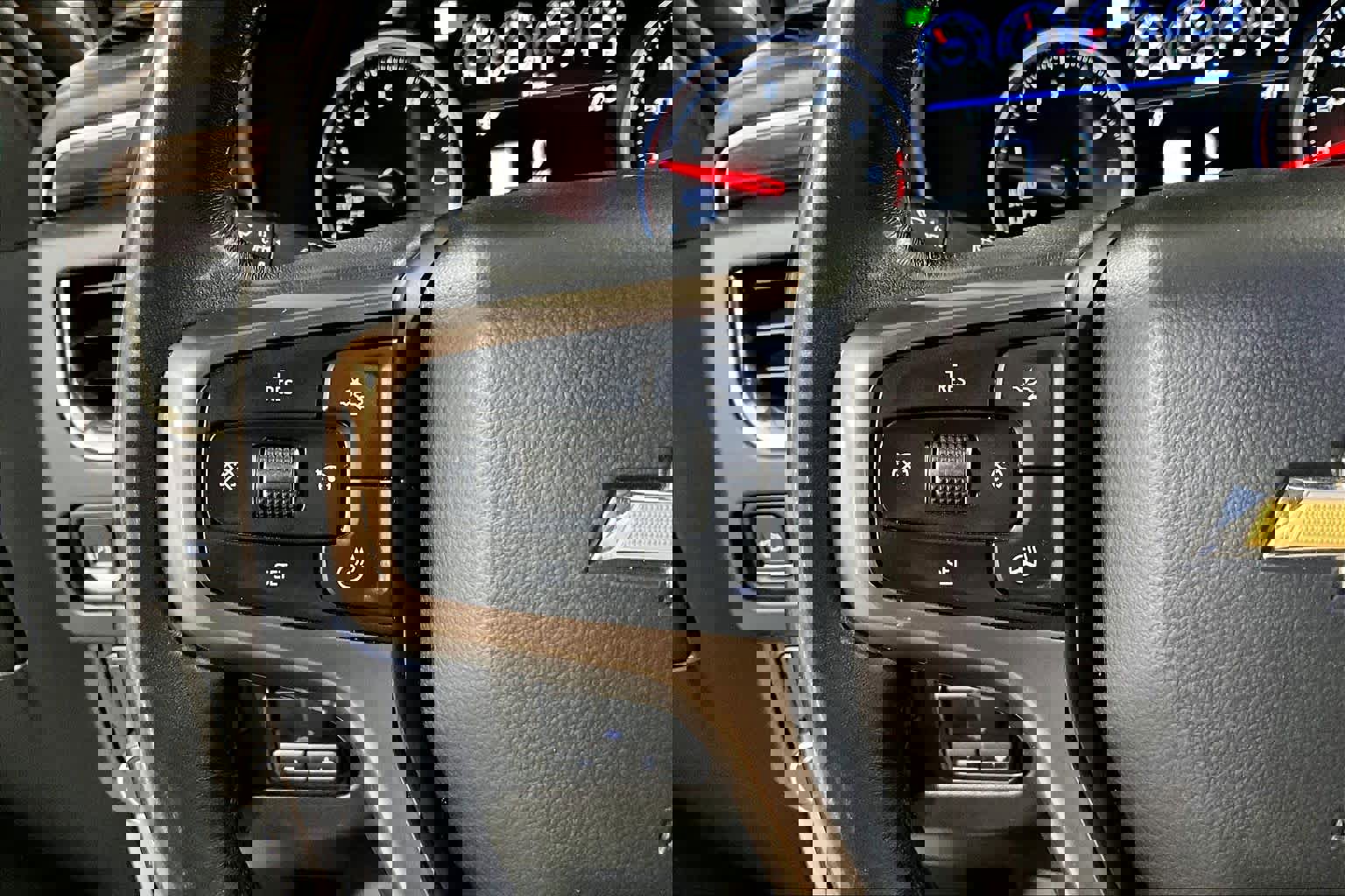 Used 2021 Chevrolet Tahoe High Country w/ Premium Package image 23