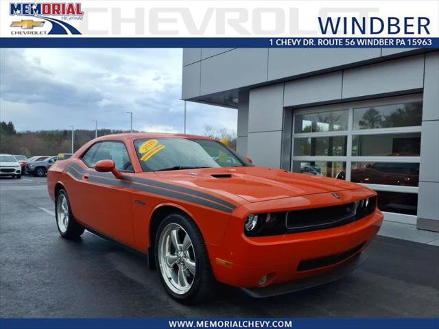 Used 2010 Dodge Challenger R/T RWD image 1