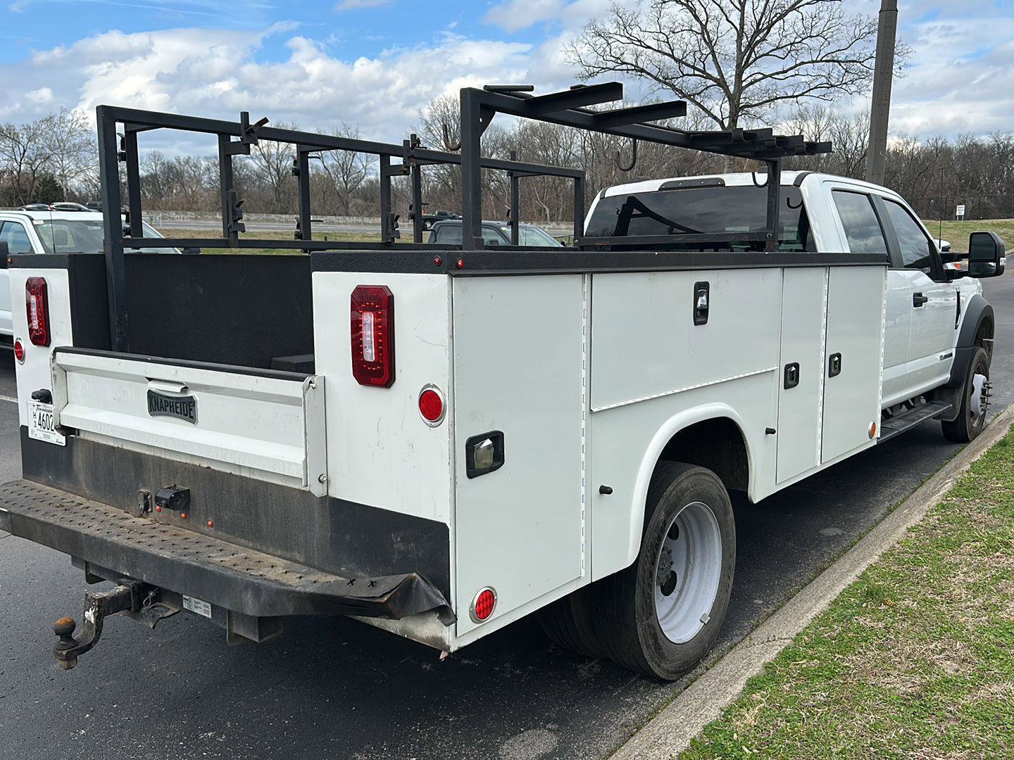 Used 2022 Ford F450 XL w/ Power Equipment Group image 3