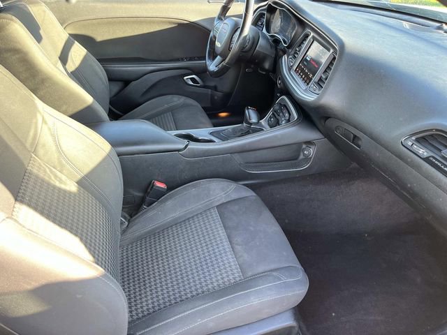 Used 2019 Dodge Challenger SXT w/ Driver Convenience Group image 19