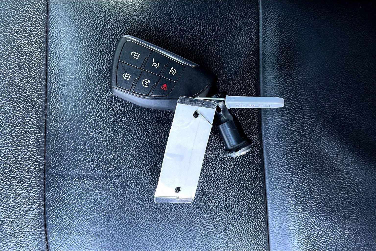 Used 2022 Chevrolet Tahoe Z71 w/ Z71 Off-Road Package image 11