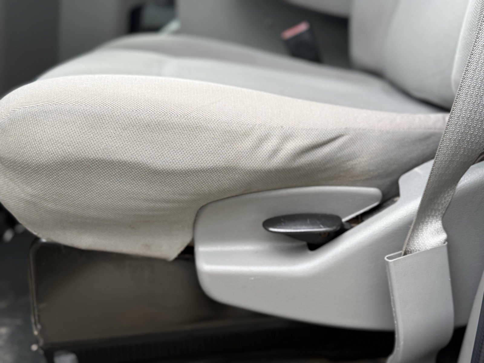 Used 2011 Ford E-250 and Econoline 250 w/ PWR Group image 10