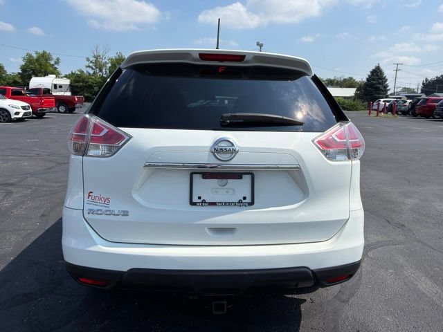 Used 2016 Nissan Rogue S w/ S Family Package FWD image 6