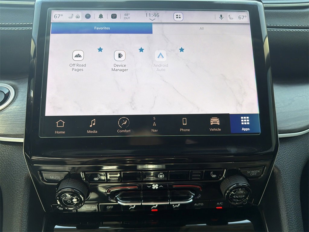 Used 2024 Jeep Grand Cherokee Limited w/ Black Appearance Package image 30