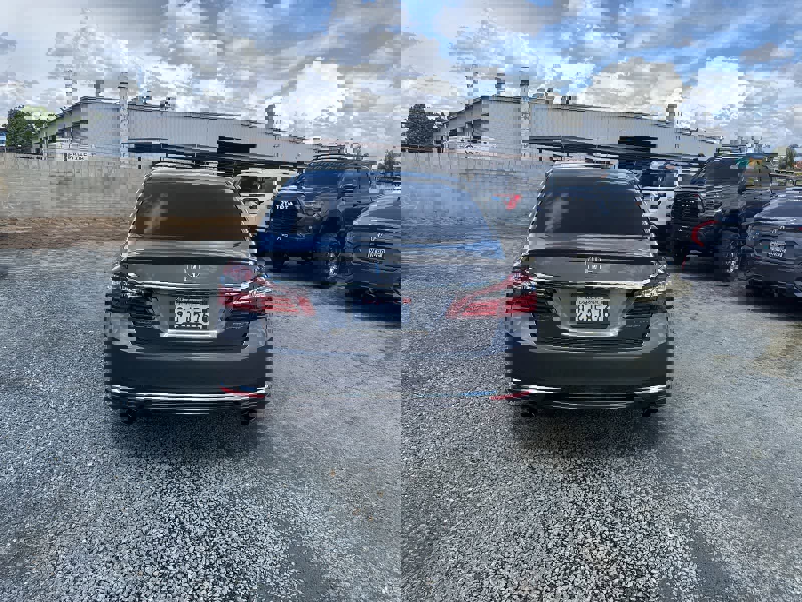 Used 2017 Honda Accord Sport image 6