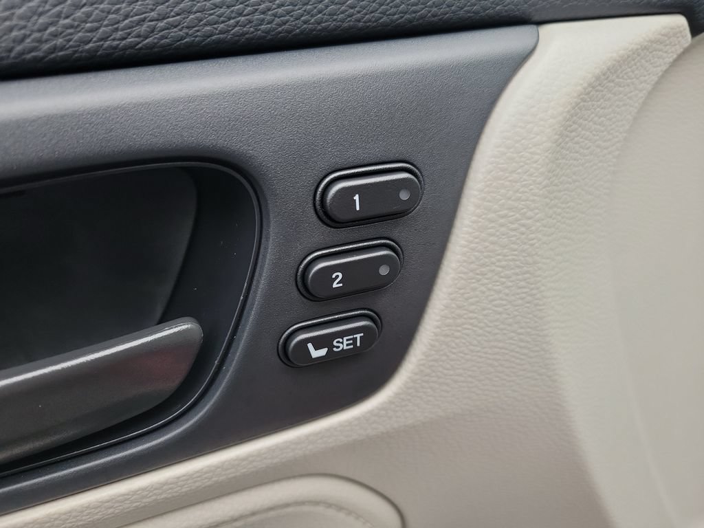 Certified 2026 Honda Odyssey EX-L image 25