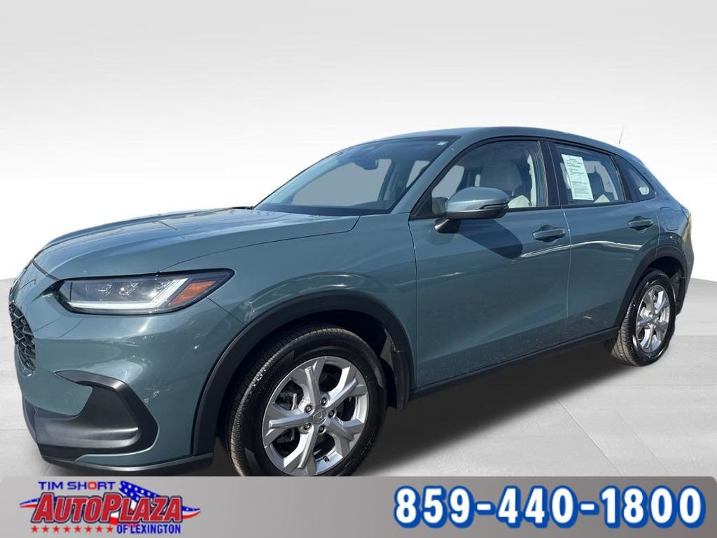 Used 2025 Honda HR-V LX image 1