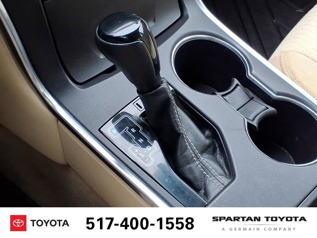 Used 2015 Toyota Camry LE image 24