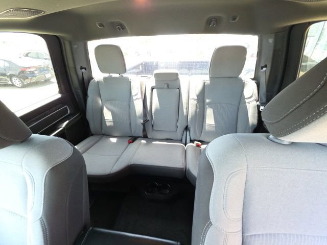 Used 2024 RAM 2500 Big Horn w/ Safety Group image 22