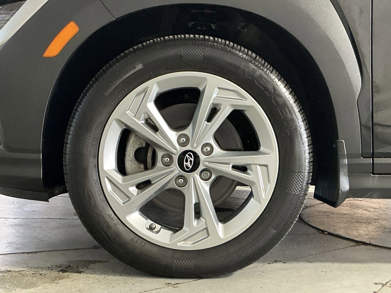 Used 2023 Hyundai Kona SEL AWD/4WD image 13