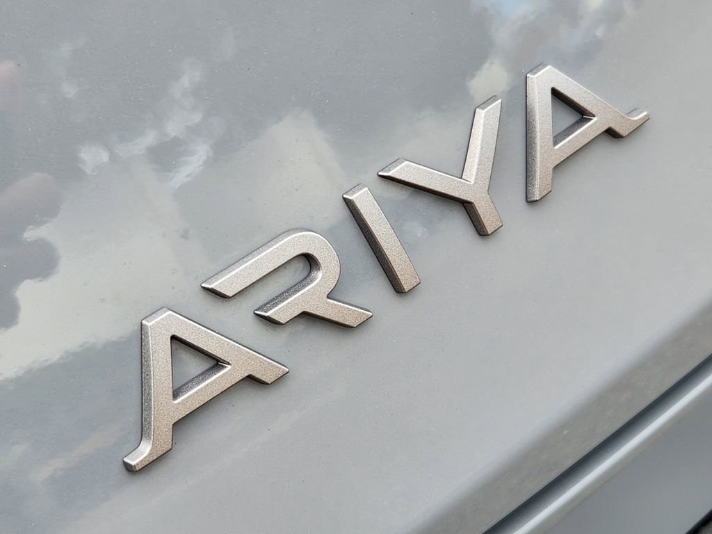 Used 2025 Nissan Ariya AWD image 9