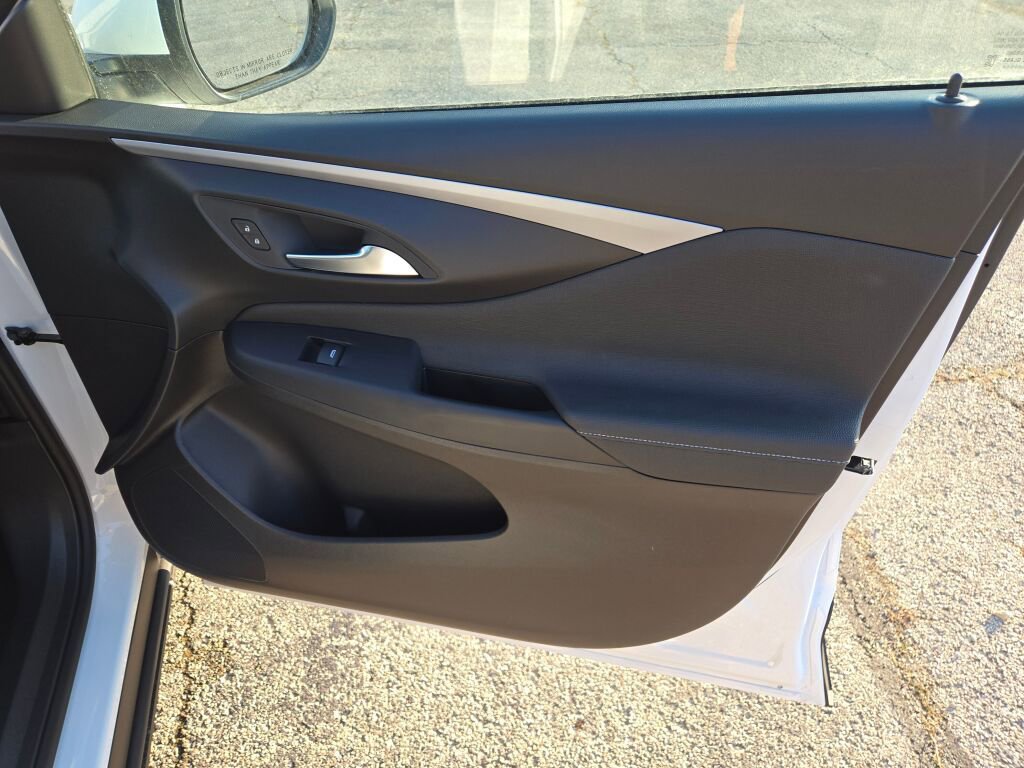 New 2026 Buick Envista Preferred w/ Convenience I Package FWD image 6