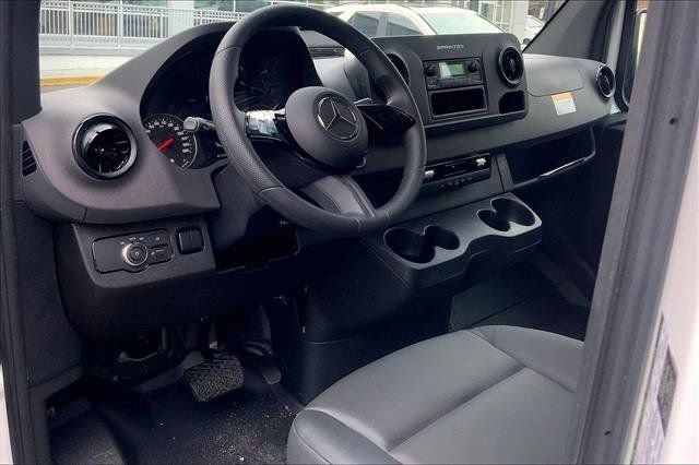 New 2025 Mercedes-Benz Sprinter 2500 image 7