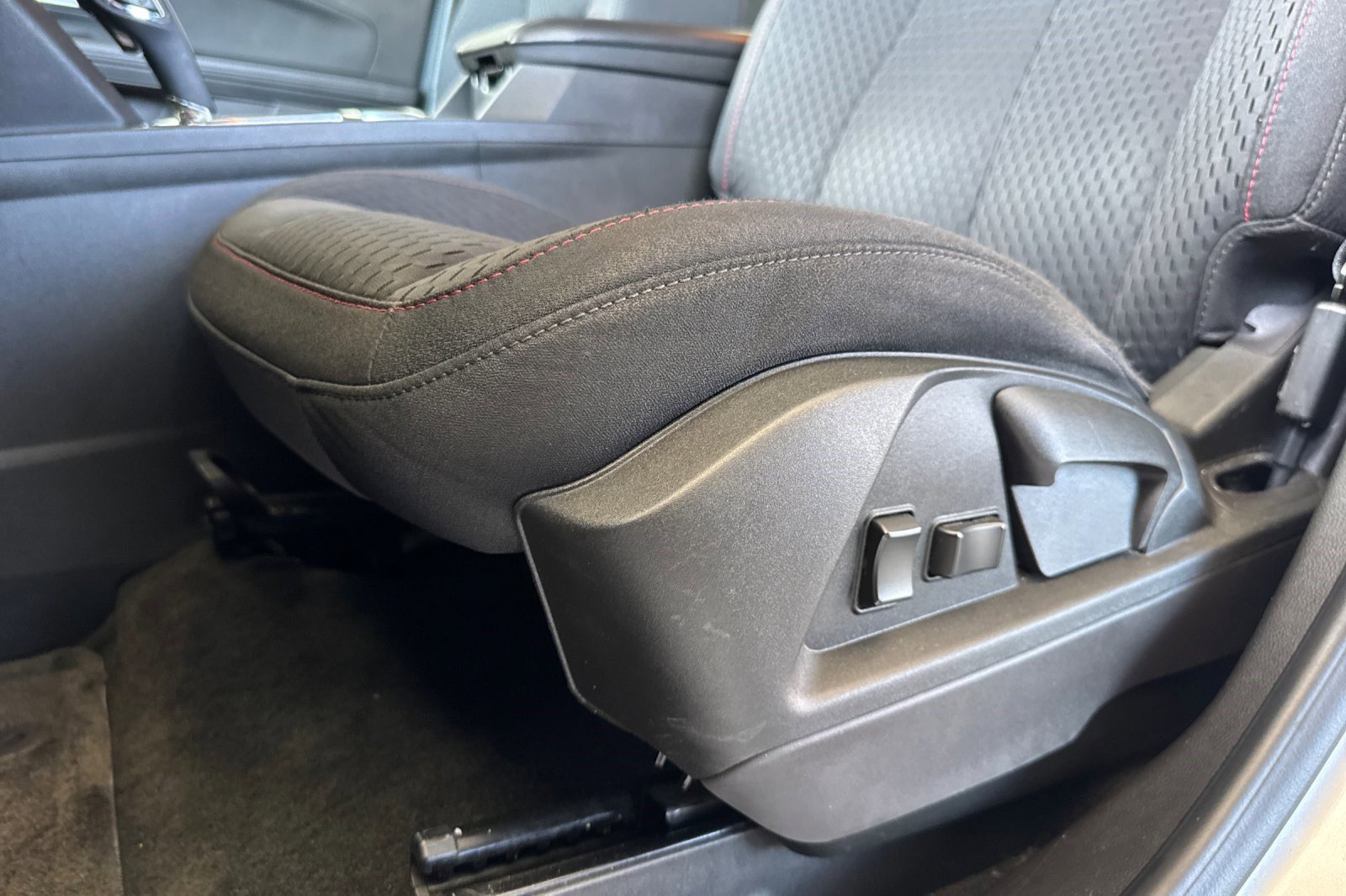 Used 2015 Chevrolet Equinox LS image 14