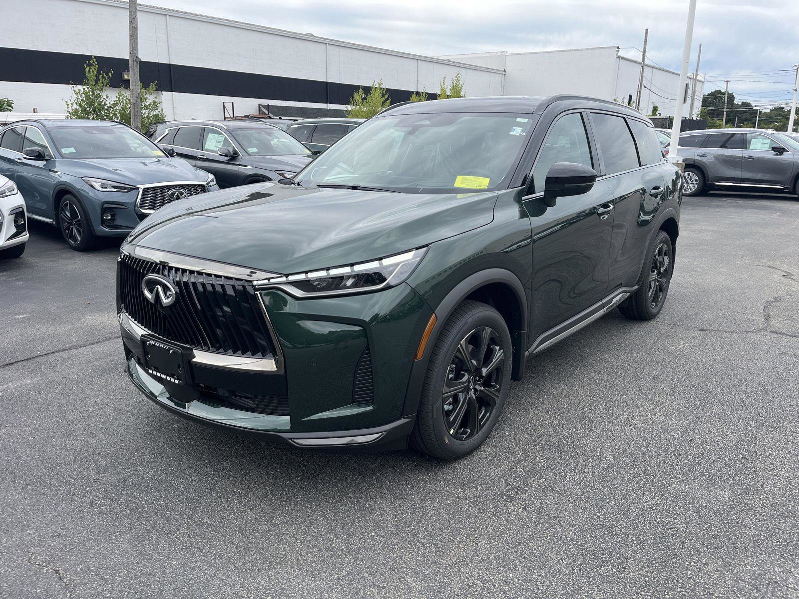 New 2026 INFINITI QX60 Autograph w/ Dark Cargo Package image 7