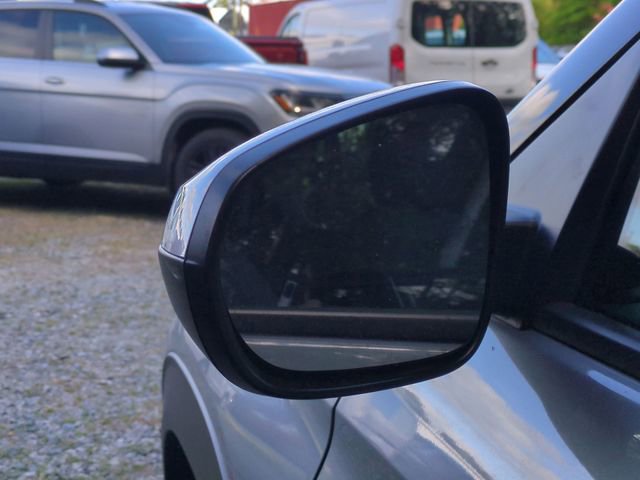 Used 2025 Chevrolet TrailBlazer LT AWD/4WD image 12