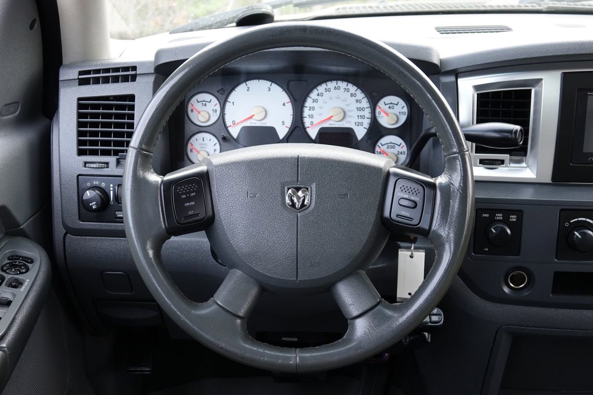 Used 2007 Dodge Ram 3500 Truck SLT AWD/4WD image 46
