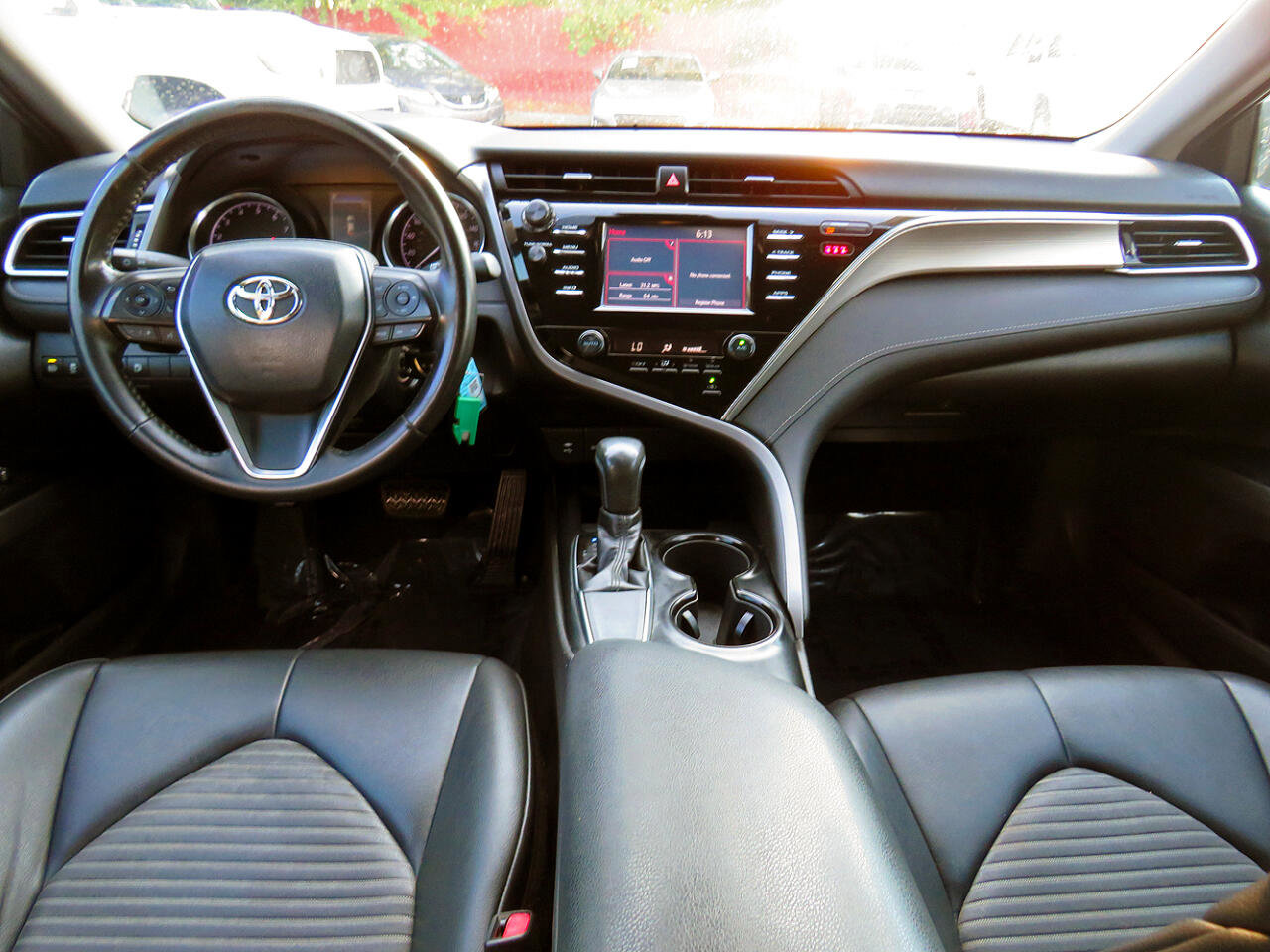Used 2018 Toyota Camry SE image 27