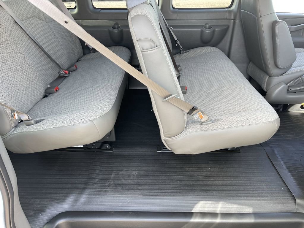 New 2025 GMC Savana 3500 LS image 27